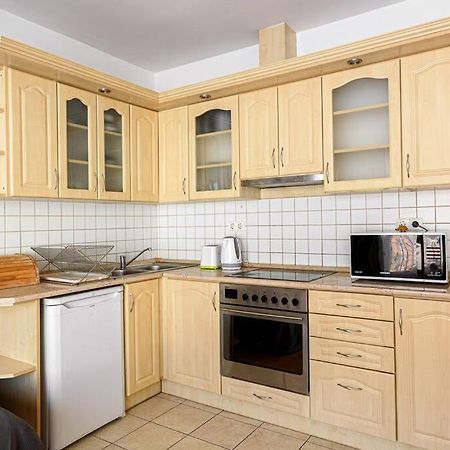 بودابست Lovely Apartment In City Centre For 4 Guests المظهر الخارجي الصورة
